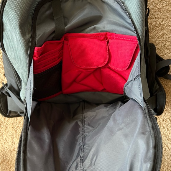 Eagle Creek backpack - Picture 6 of 15